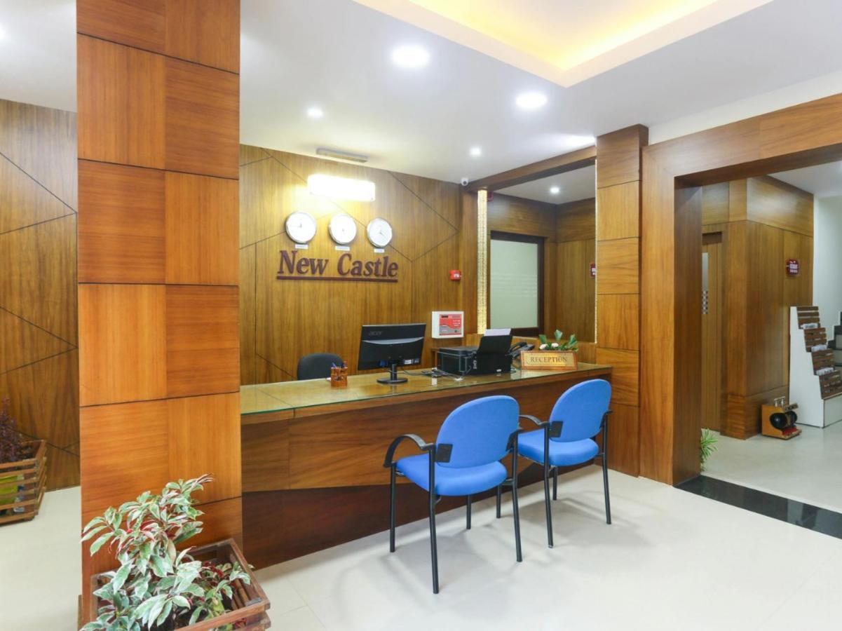Wadakkanchery Hotel Newcastle מראה חיצוני תמונה